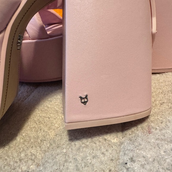 Naked Wolfe pink platform heels - Picture 4 of 12